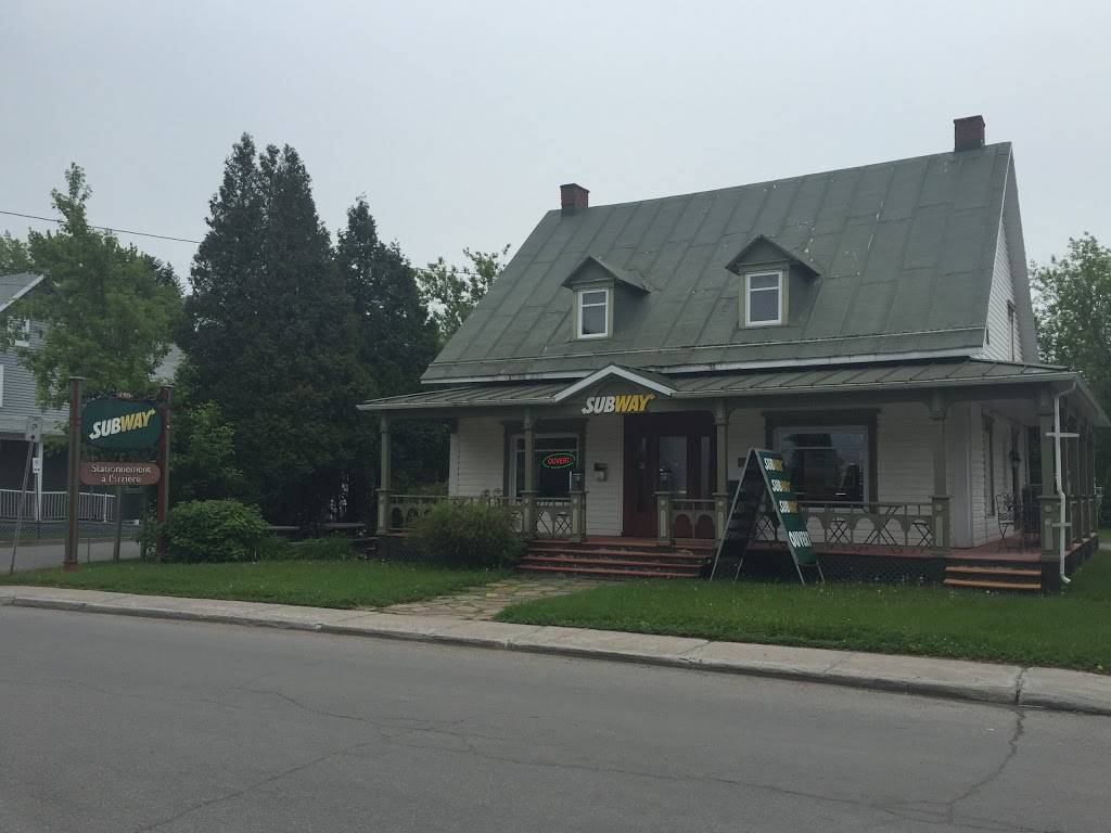 Restaurant SUBWAY | restaurant | 1905 Boul Bécancour, Bécancour, QC G9H 3V4, Canada | 8192982112 OR +1 819-298-2112