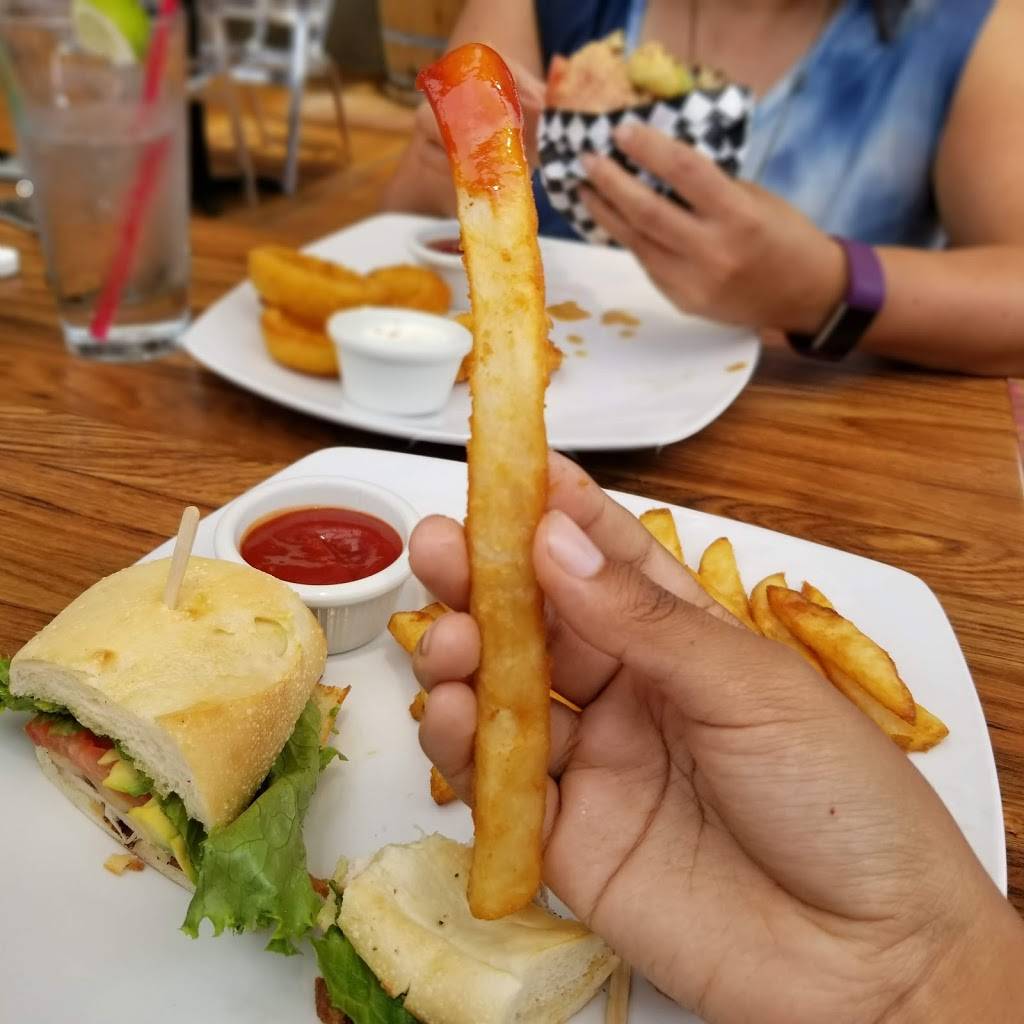 Petes Restaurant and Brewhouse | restaurant | 866 W Onstott Frontage Rd, Yuba City, CA 95991, USA | 5309237262 OR +1 530-923-7262