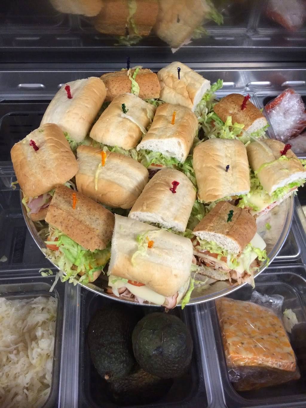 New York City Deli | restaurant | 1190 N Convent St, Bourbonnais, IL 60914, USA | 8155237485 OR +1 815-523-7485