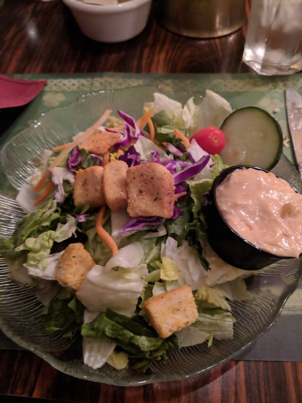 Georges Steak House | restaurant | 2208 S Memorial Dr, Appleton, WI 54915, USA | 9207334939 OR +1 920-733-4939