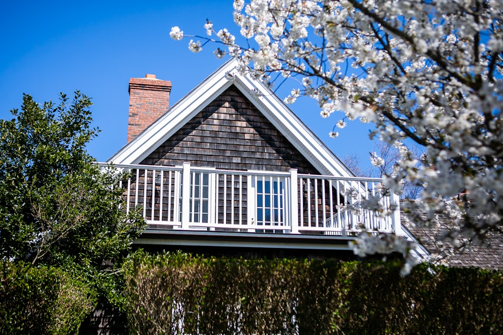 EHP Resort & Marina | restaurant | 295 Three Mile Harbor Hog Creek Rd, East Hampton, NY 11937, USA | 6313249191 OR +1 631-324-9191