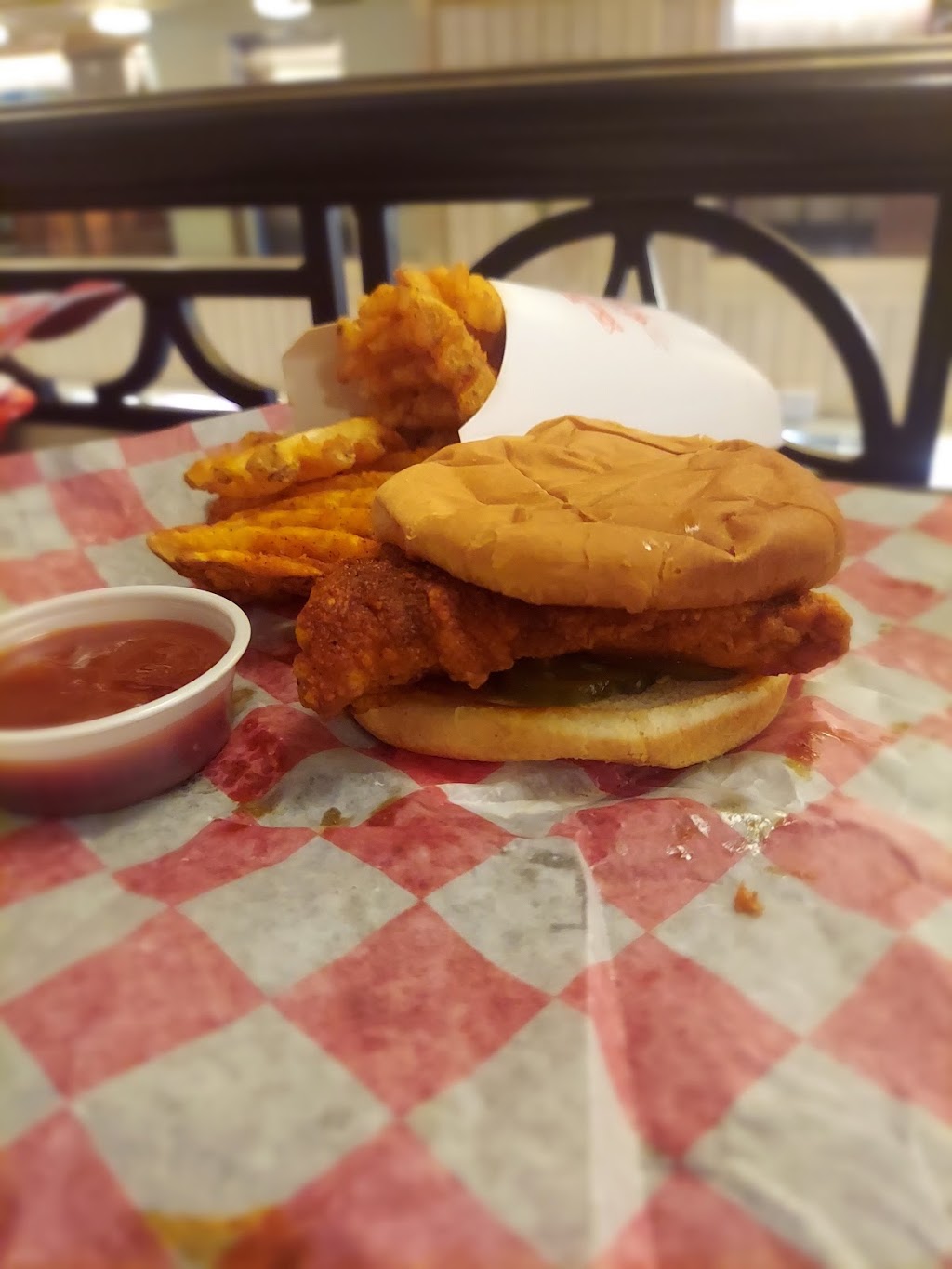 Buxton Chicken Palace | restaurant | 56 Patton Ave, Asheville, NC 28801, USA | 8286307800 OR +1 828-630-7800