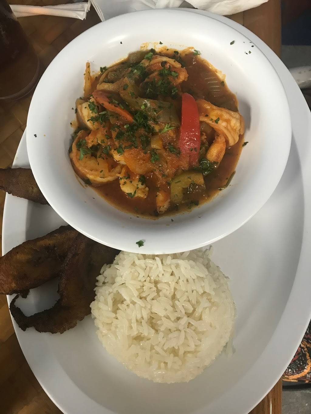 Cod Seafood | restaurant | 5881 NW 37th Ave, Miami, FL 33142, USA | 3056347355 OR +1 305-634-7355