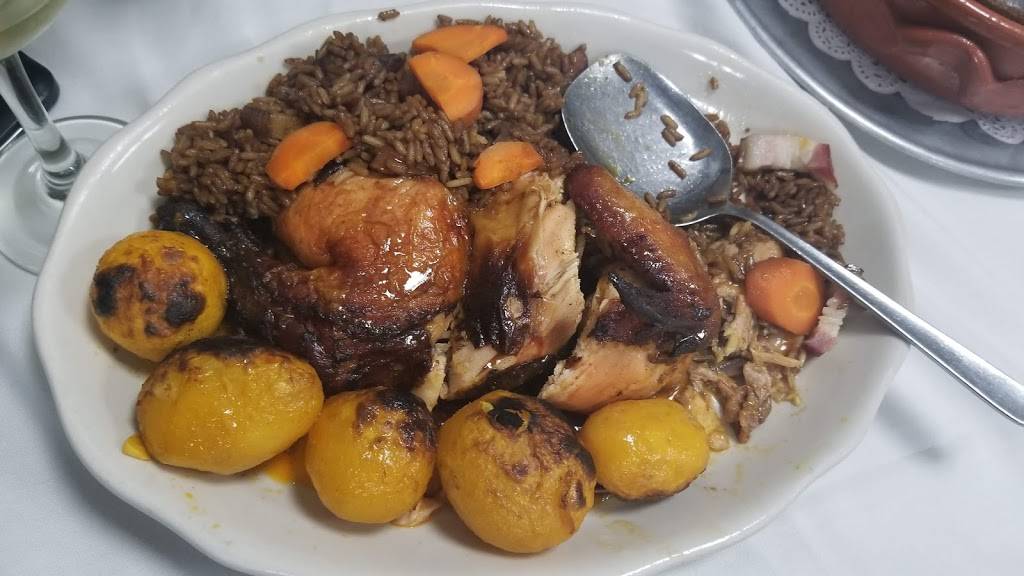 Estrela Ponderosa | restaurant | 85 Niagara St, Newark, NJ 07105, USA | 9733444484 OR +1 973-344-4484