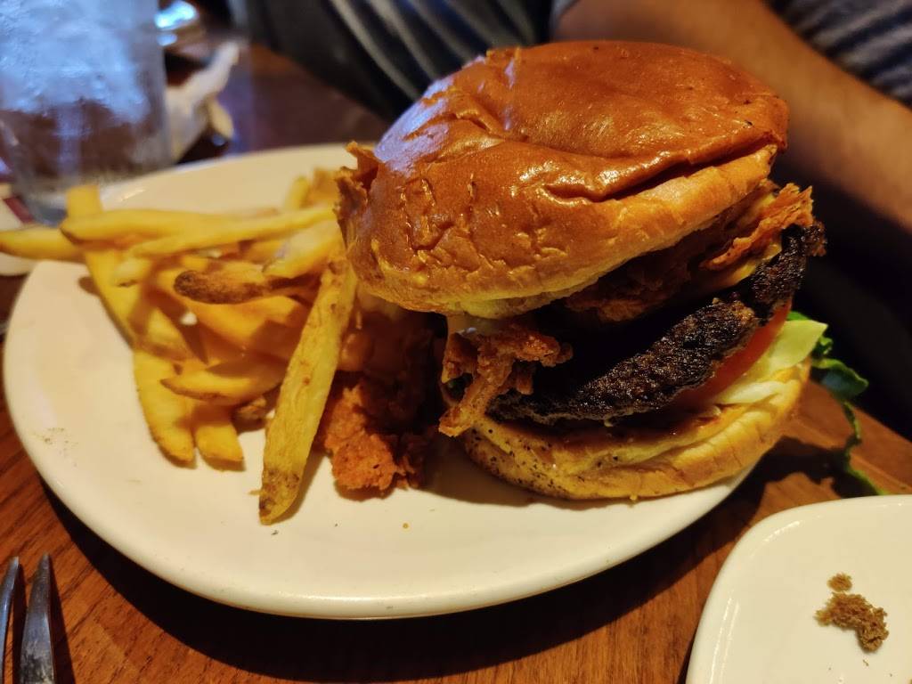 Outback Steakhouse | restaurant | 23501 Greenfield Rd, Southfield, MI 48075, USA | 2484249696 OR +1 248-424-9696