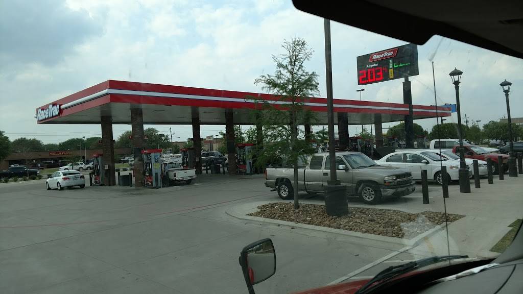 RaceTrac | cafe | 1110 N Hwy 77, Waxahachie, TX 75165, USA | 9729371563 OR +1 972-937-1563