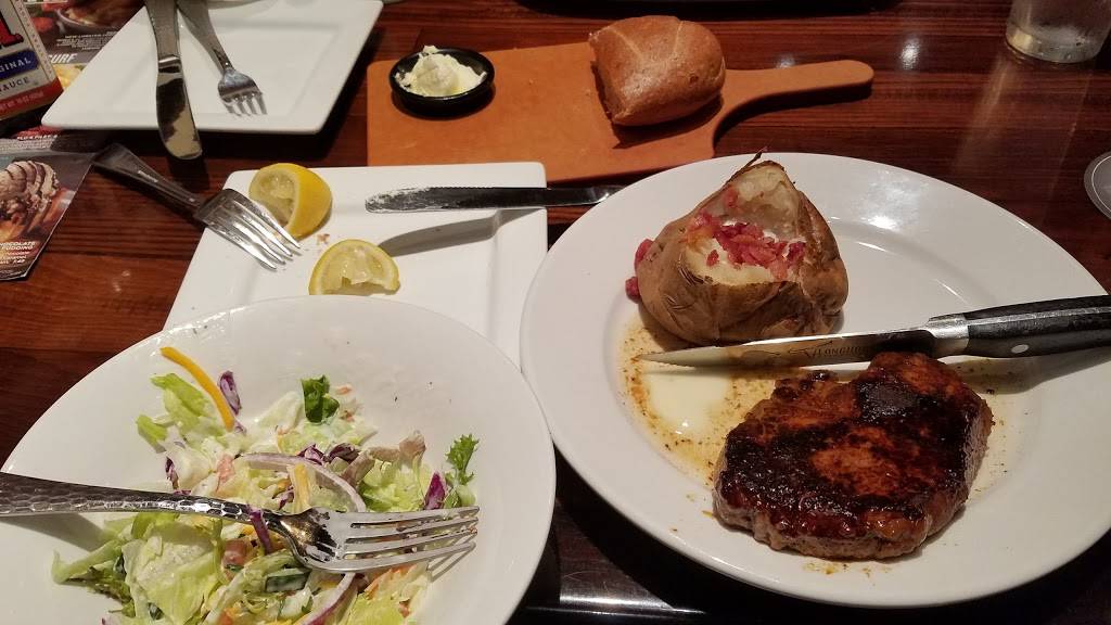 LongHorn Steakhouse | meal takeaway | 300 Pooler Pkwy, Pooler, GA 31322, USA | 9123308560 OR +1 912-330-8560