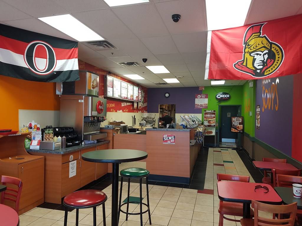 Quiznos | restaurant | Village Square, 1581 Greenbank Rd, Ottawa, ON K2J 4Y6, Canada | 6138255585 OR +1 613-825-5585