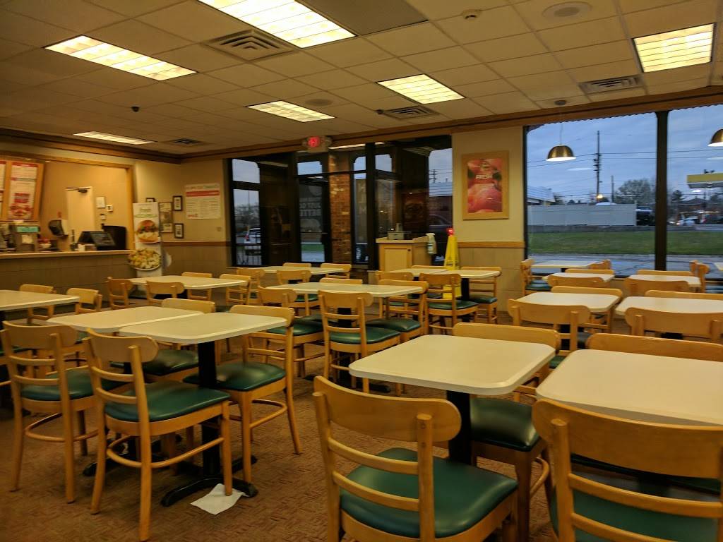 Wendys | restaurant | 15170 E, Bagley Rd, Middleburg Heights, OH 44130, USA | 4404996920 OR +1 440-499-6920