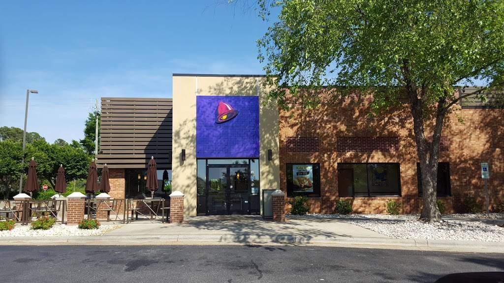 Taco Bell | meal takeaway | 1125 US Highway 70, Garner, NC 27529, USA | 9198034328 OR +1 919-803-4328