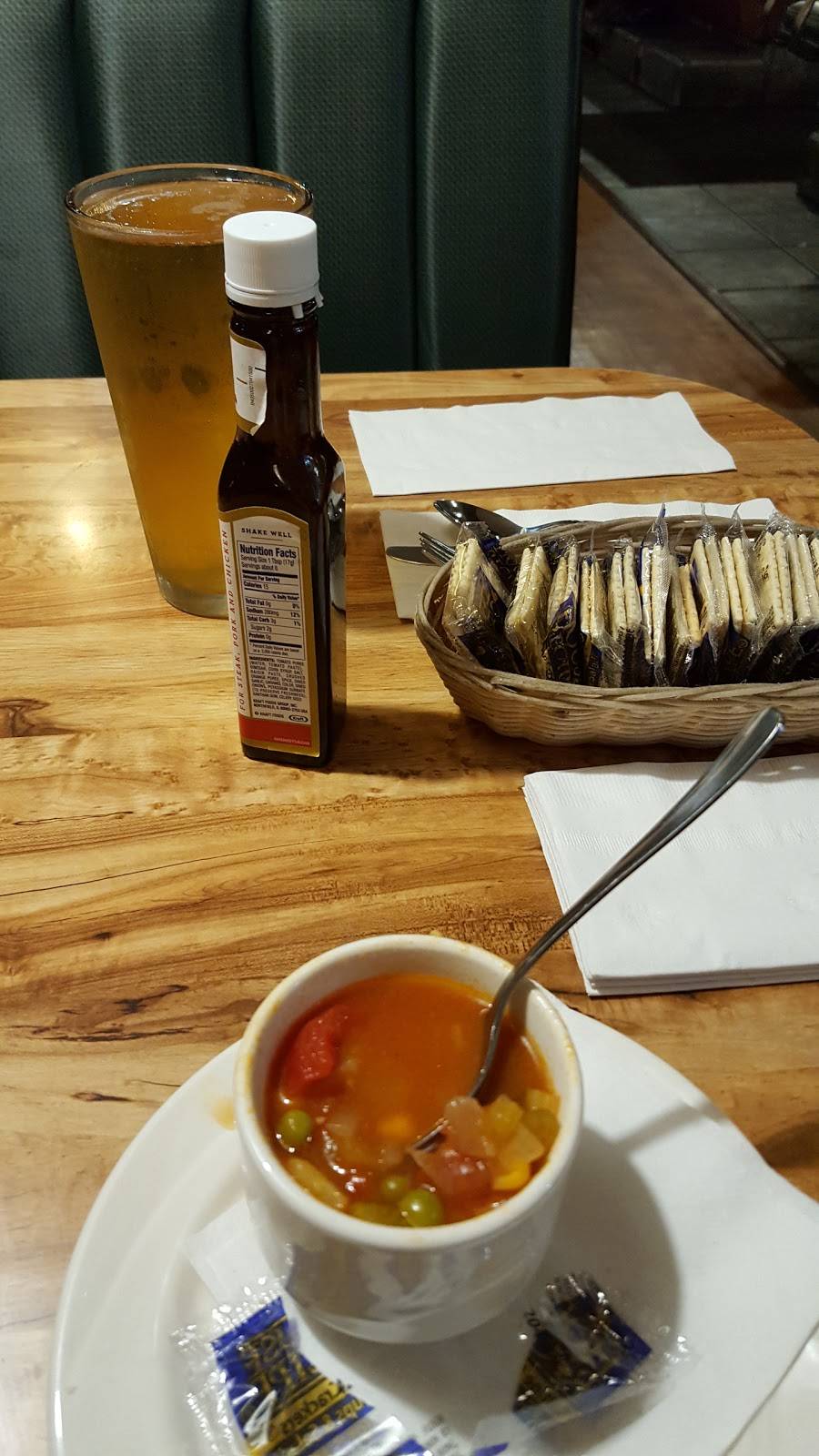 Ridgways Restaurant & Lounge | night club | 2401 E Orangeburg Ave, Modesto, CA 95355, USA | 2095761587 OR +1 209-576-1587