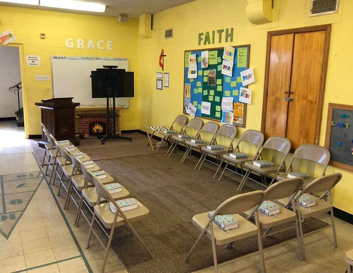 childrens supper hour | restaurant | 1229 S Grand Ave E, Springfield, IL 62703, USA | 2175228147 OR +1 217-522-8147