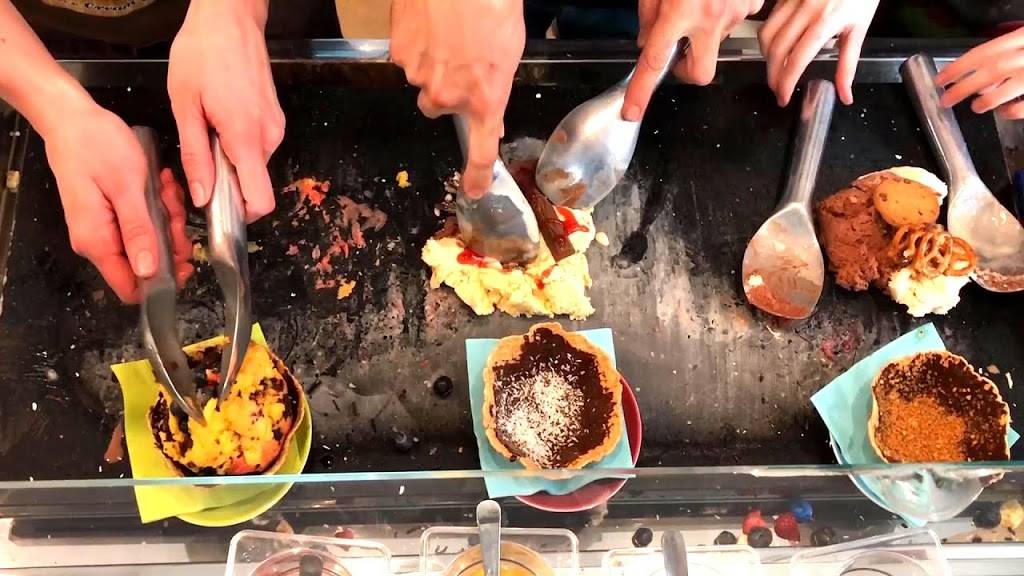 Cold Stone Creamery | bakery | 821 Ellsworth Dr, Silver Spring, MD 20910, USA | 3015881230 OR +1 301-588-1230