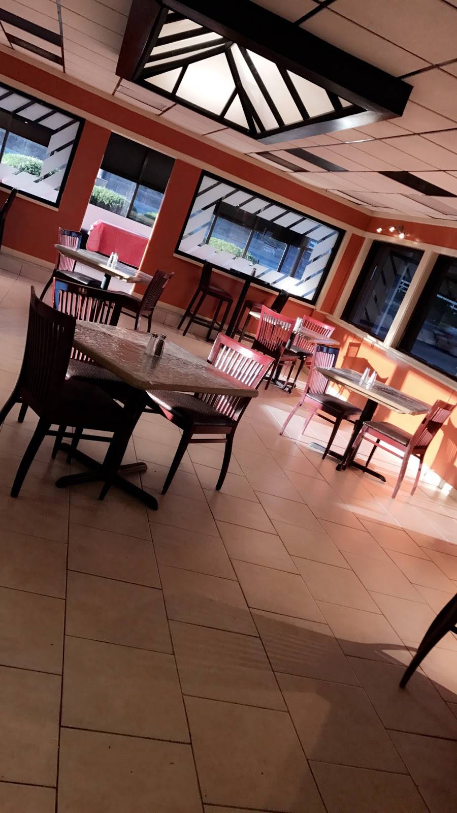 Ruthies Restaurant | restaurant | 8432 Old Statesville Rd Suite 300, Charlotte, NC 28269, USA | 9804986791 OR +1 980-498-6791