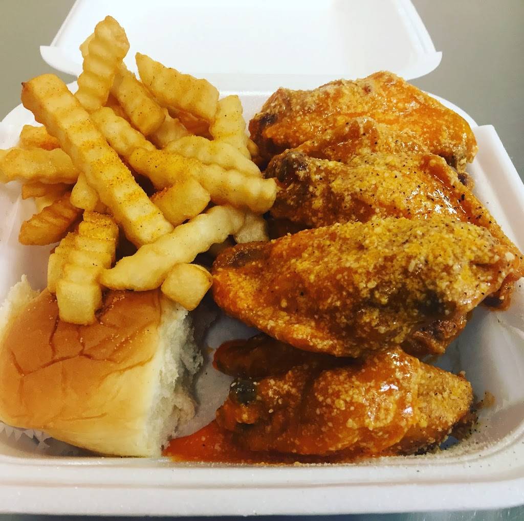 Wing Palace Dunn Ave | meal delivery | 3000 Dunn Ave #62, Jacksonville, FL 32218, USA | 9047662000 OR +1 904-766-2000