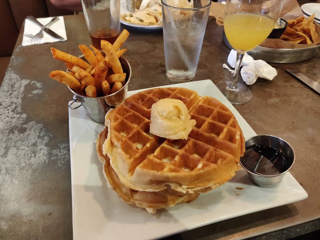 Smoqued California BBQ | restaurant | 128 N Glassell St, Orange, CA 92866, USA | 7146337427 OR +1 714-633-7427