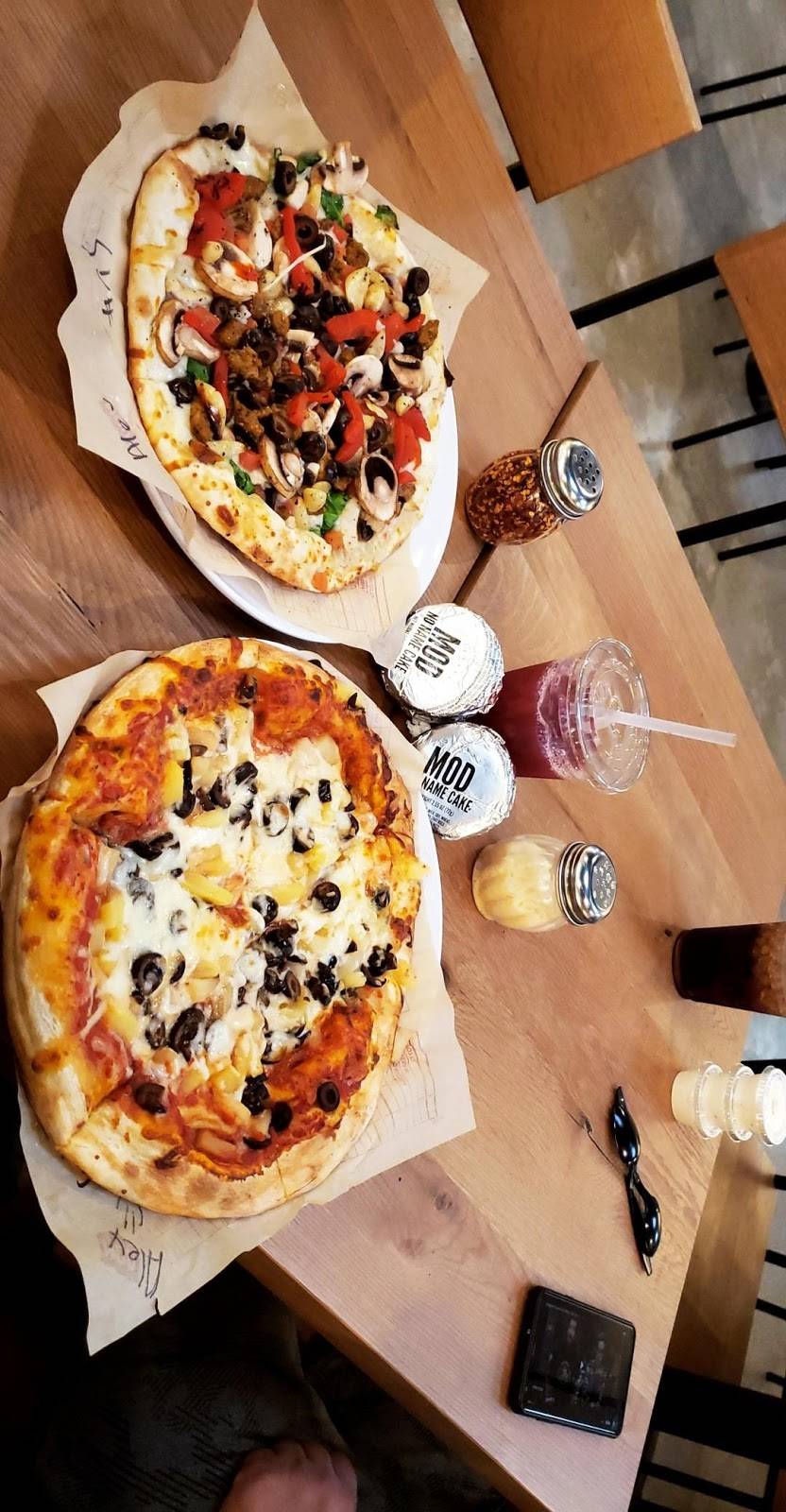 MOD Pizza | restaurant | 7675 N Blackstone Ave #101, Fresno, CA 93720, USA | 5592069311 OR +1 559-206-9311