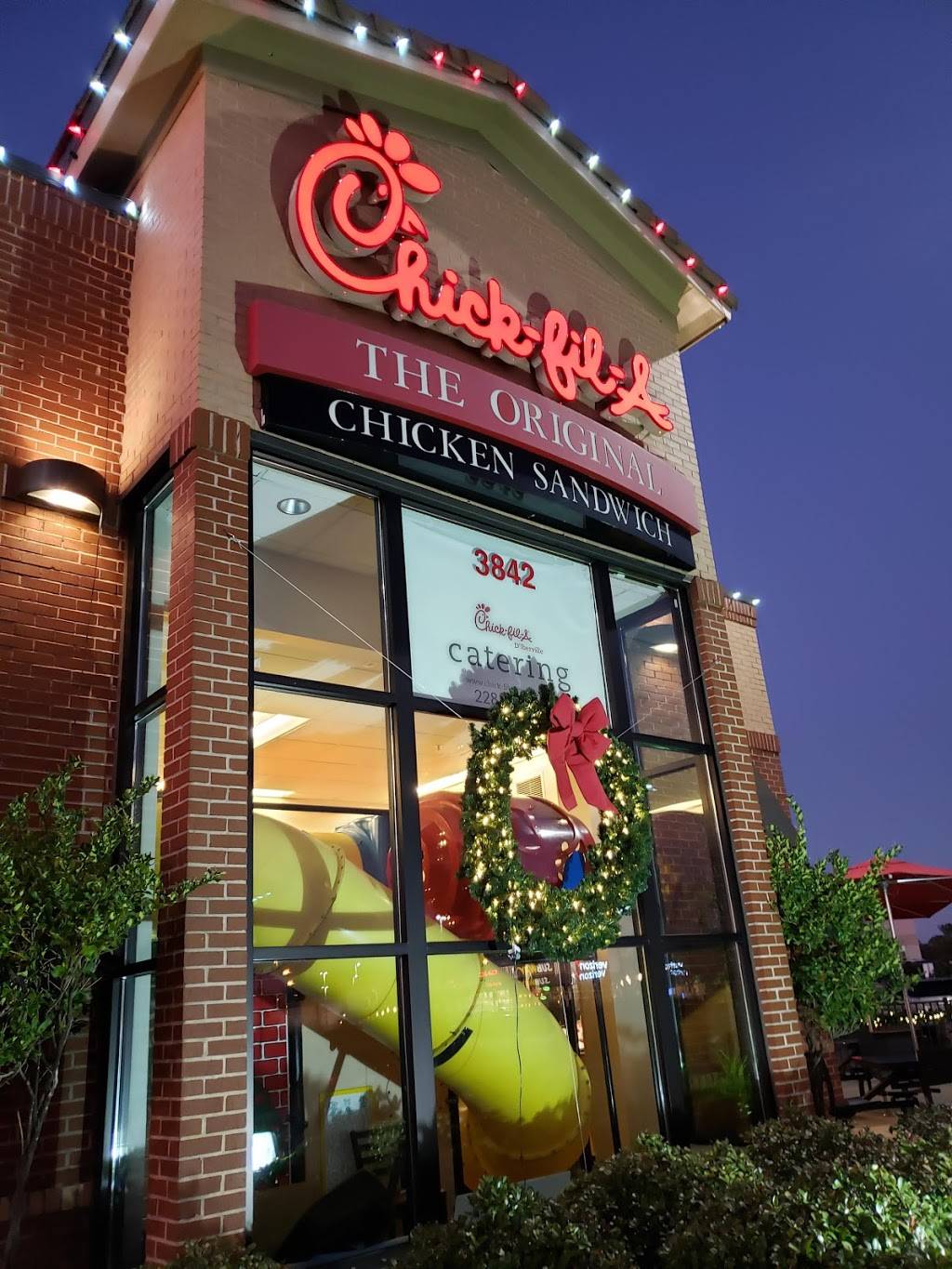 Chick-fil-A | restaurant | 3842 Promenade Pkwy, DIberville, MS 39540, USA | 2283921892 OR +1 228-392-1892