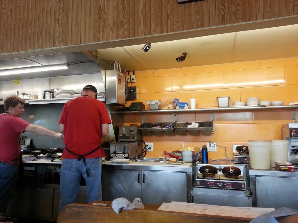 Waffle Stop Grill | restaurant | 904 Rainbow Dr, Cedar Falls, IA 50613, USA | 3192771729 OR +1 319-277-1729