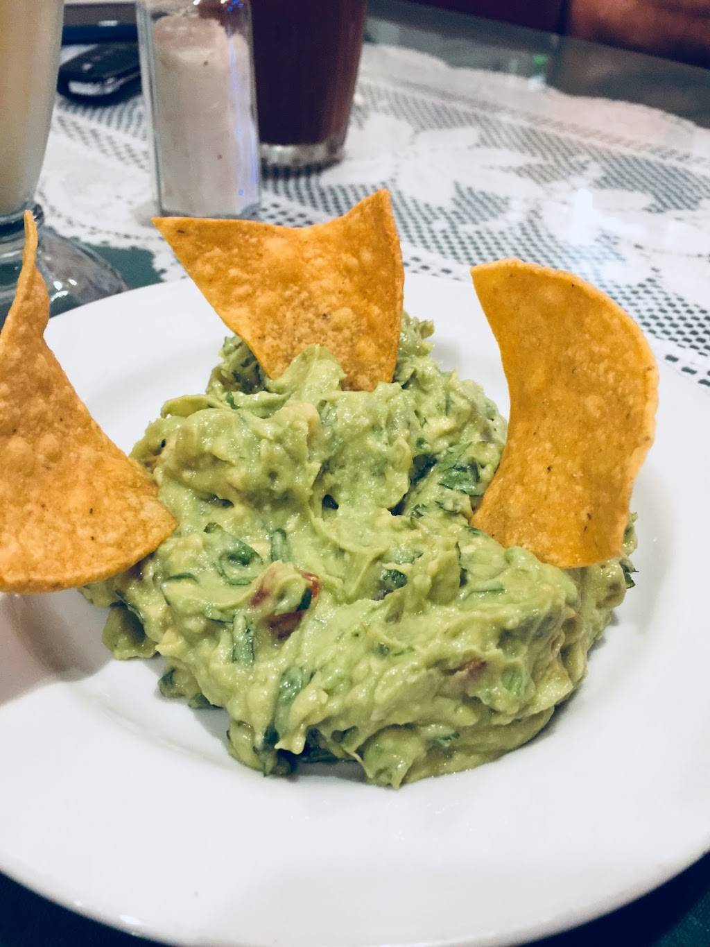 Paraiso Restaurant | restaurant | 1024 Madison Ave, Bridgeport, CT 06606, USA | 2033829679 OR +1 203-382-9679