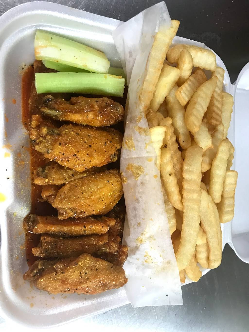 Touchdown Wings | restaurant | 3632 Flakes Mill Rd, Decatur, GA 30034, USA | 6786917995 OR +1 678-691-7995