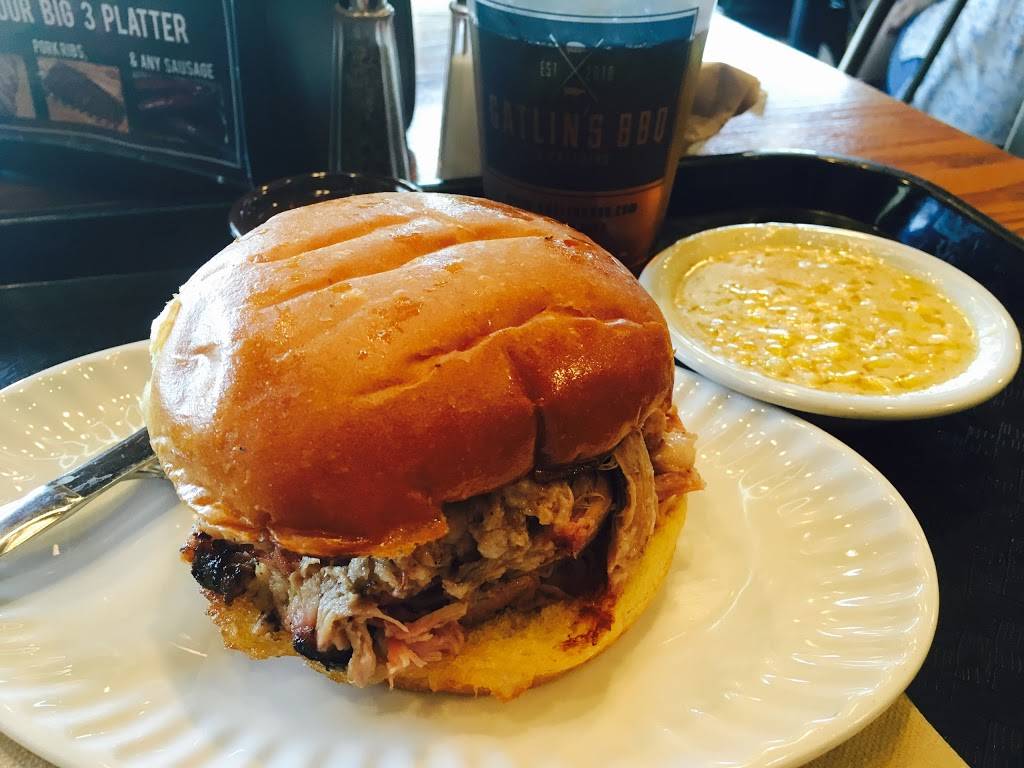 Gatlins BBQ | restaurant | 3510 Ella Blvd, Houston, TX 77018, USA | 7138694227 OR +1 713-869-4227