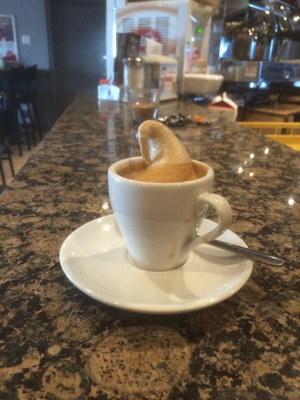 Cafe Danesi | cafe | 7244 Boulevard Maurice-Duplessis, Montréal, QC H1E 4A7, Canada | 5148812437 OR +1 514-881-2437