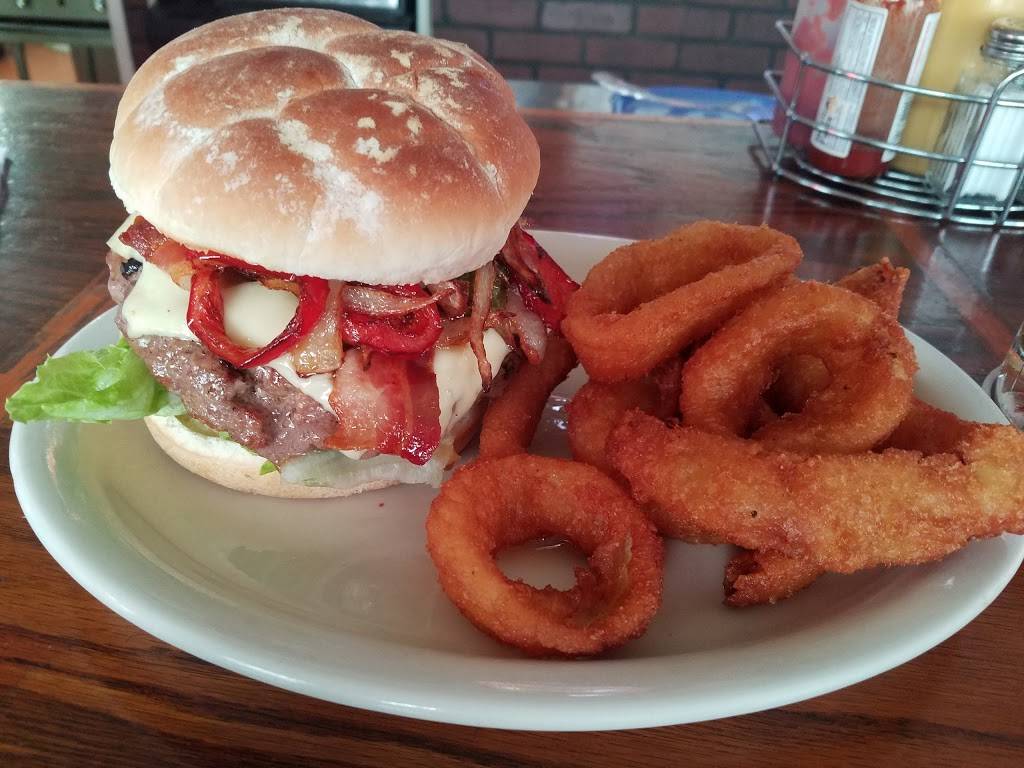 The Swig Bar | restaurant | 2466 Fender Ave A, Fullerton, CA 92831, USA | 7148719211 OR +1 714-871-9211