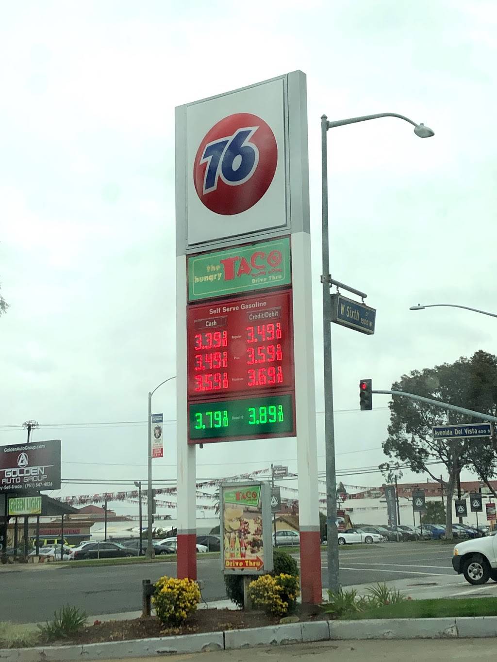 Corona 76 | restaurant | 1610 W 6th St, Corona, CA 92882, USA | 9512794221 OR +1 951-279-4221