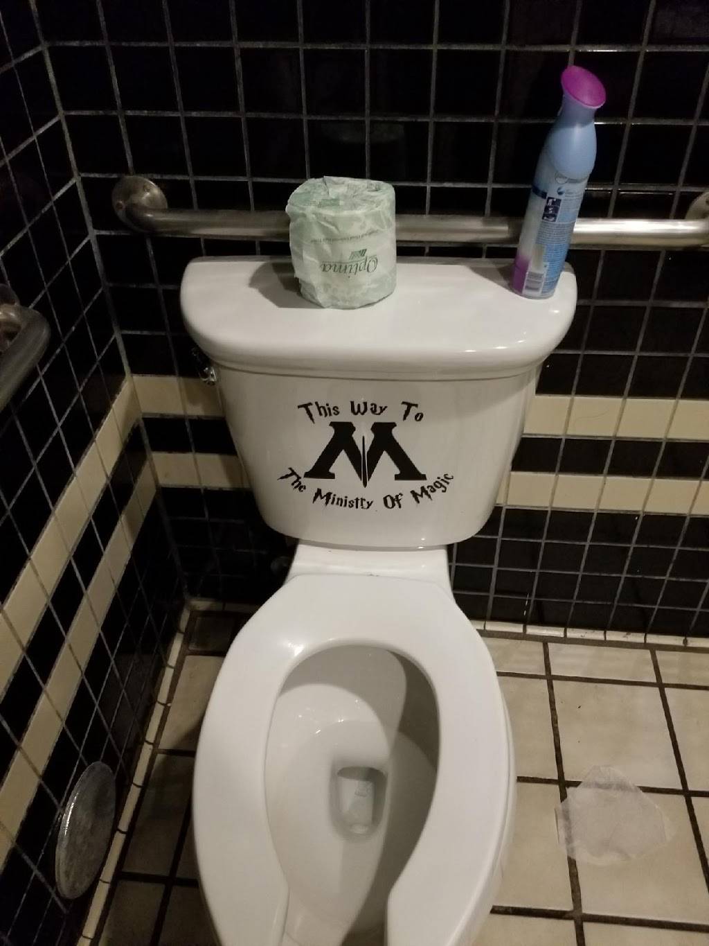 Catcher In The Rye | night club | 10550 Riverside Dr, Toluca Lake, CA 91602, USA | 8188537835 OR +1 818-853-7835