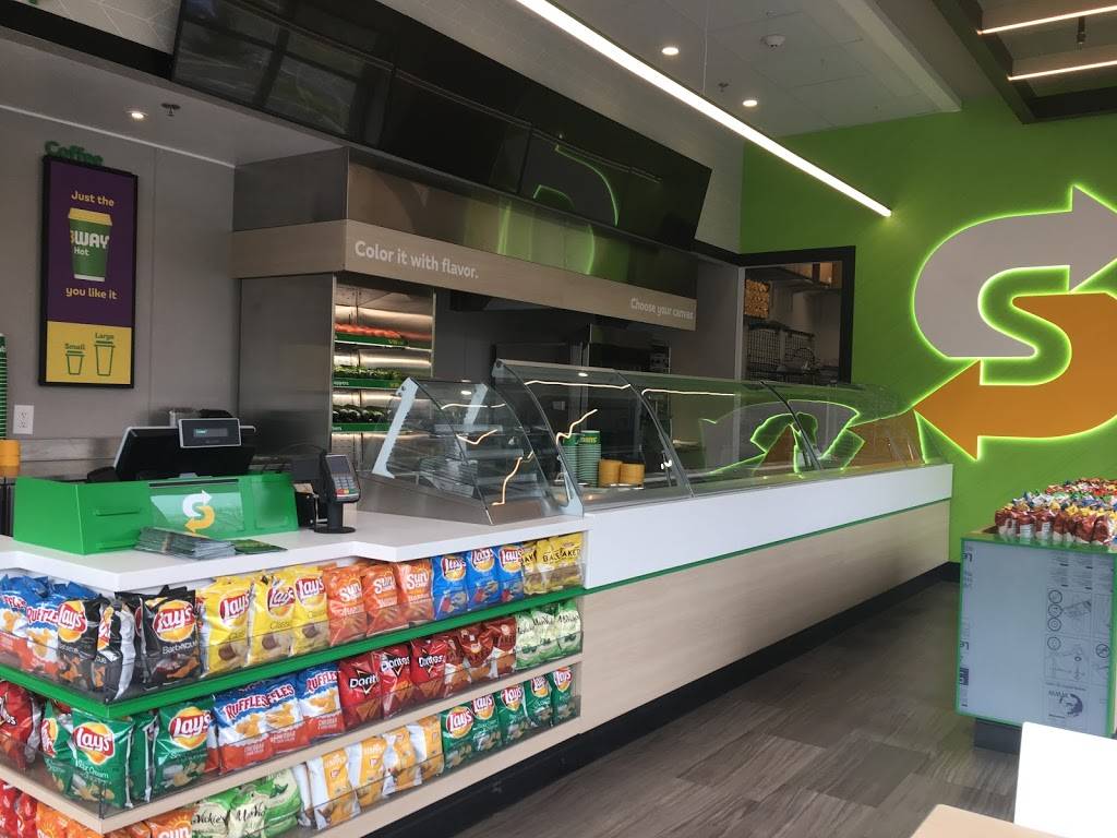 Subway | meal takeaway | 15279 Maple Valley Hwy Suite 600, Renton, WA 98058, USA | 4254811115 OR +1 425-481-1115