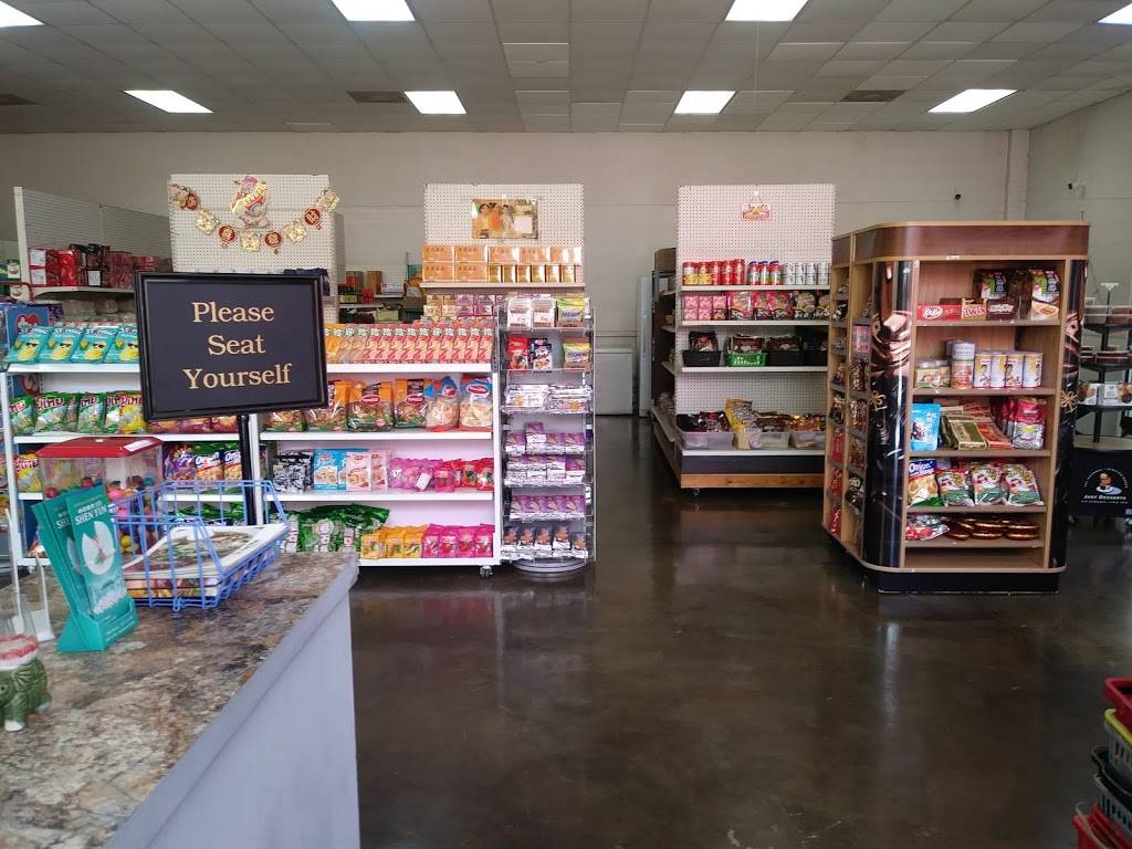 Thai Hut Restaurant & Oriental Market | restaurant | 202 W Mountain St, Kings Mountain, NC 28086, USA | 7047504708 OR +1 704-750-4708