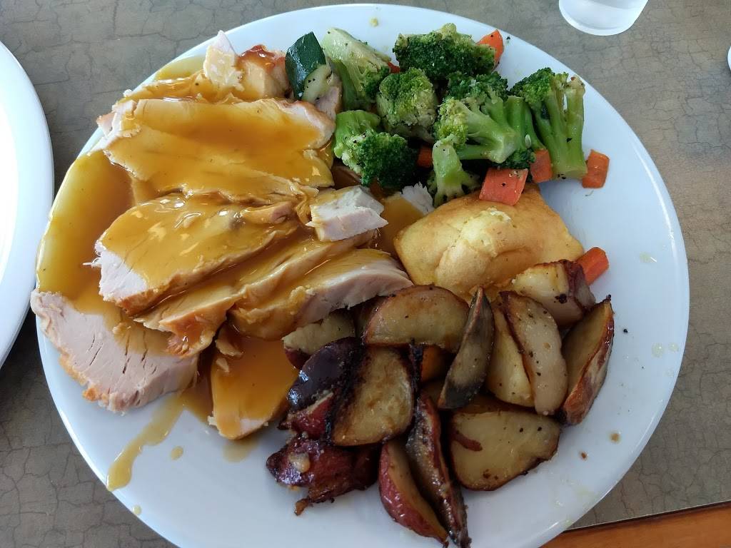 Boston Market | restaurant | 120 W. Mitchell Hammock, Oviedo, FL 32765, USA | 4073590502 OR +1 407-359-0502