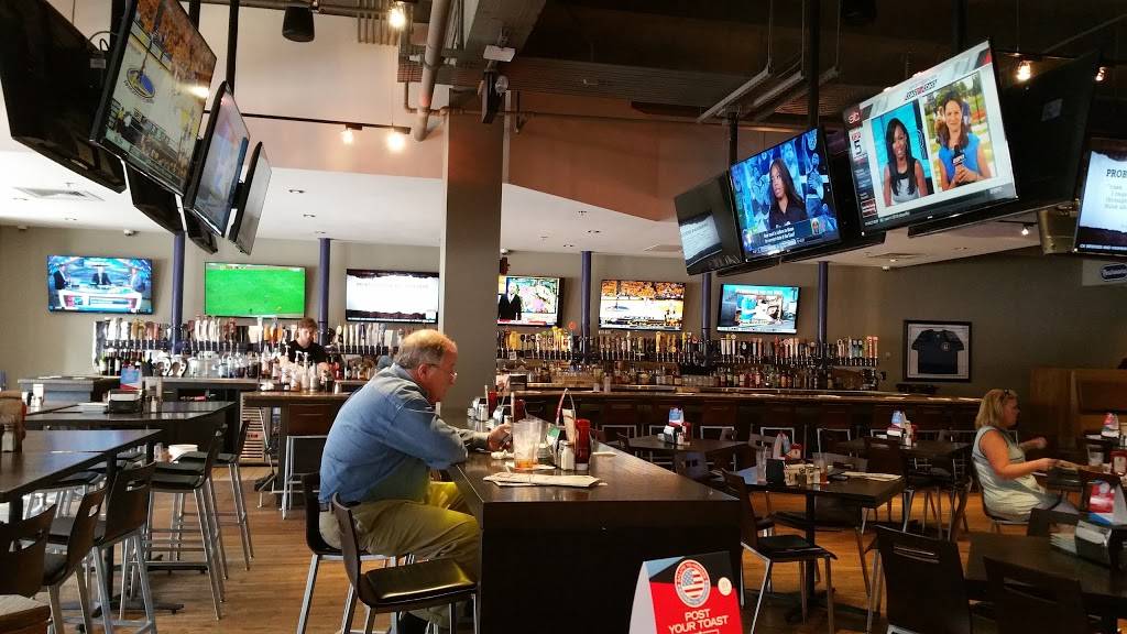 Taco Mac | restaurant | 423 Market St, Chattanooga, TN 37402, USA | 4232678226 OR +1 423-267-8226