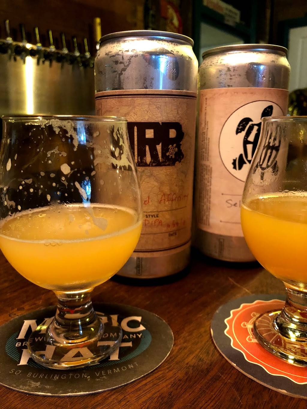 Hidden River Brewing Company | restaurant | 1808 Schuylkill Rd Rt 724, Douglassville, PA 19518, USA | 4842732266 OR +1 484-273-2266