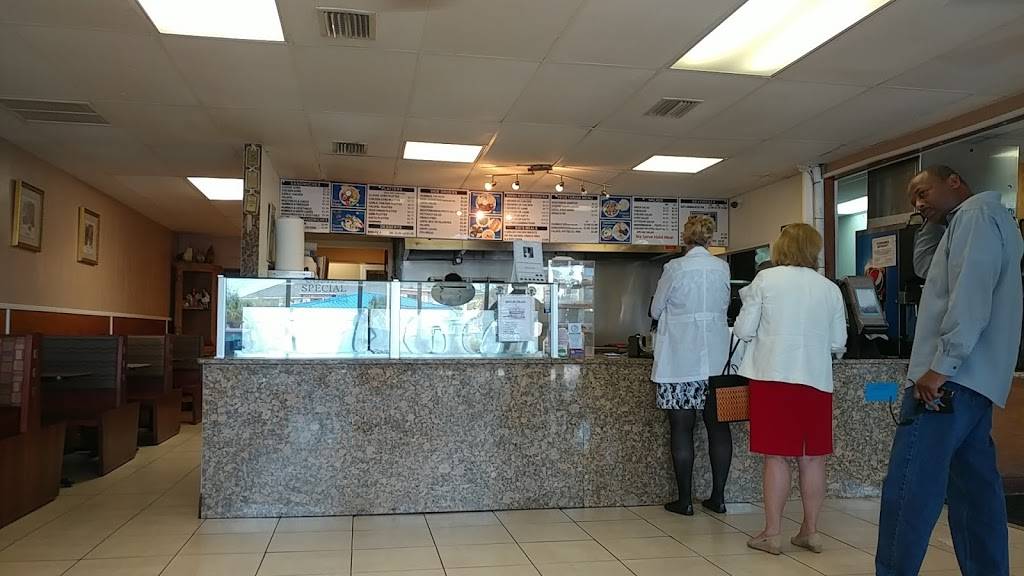 Gyros & More Greek Restaurant II | restaurant | 225 W Hibiscus Blvd, Melbourne, FL 32901, USA | 3216083960 OR +1 321-608-3960