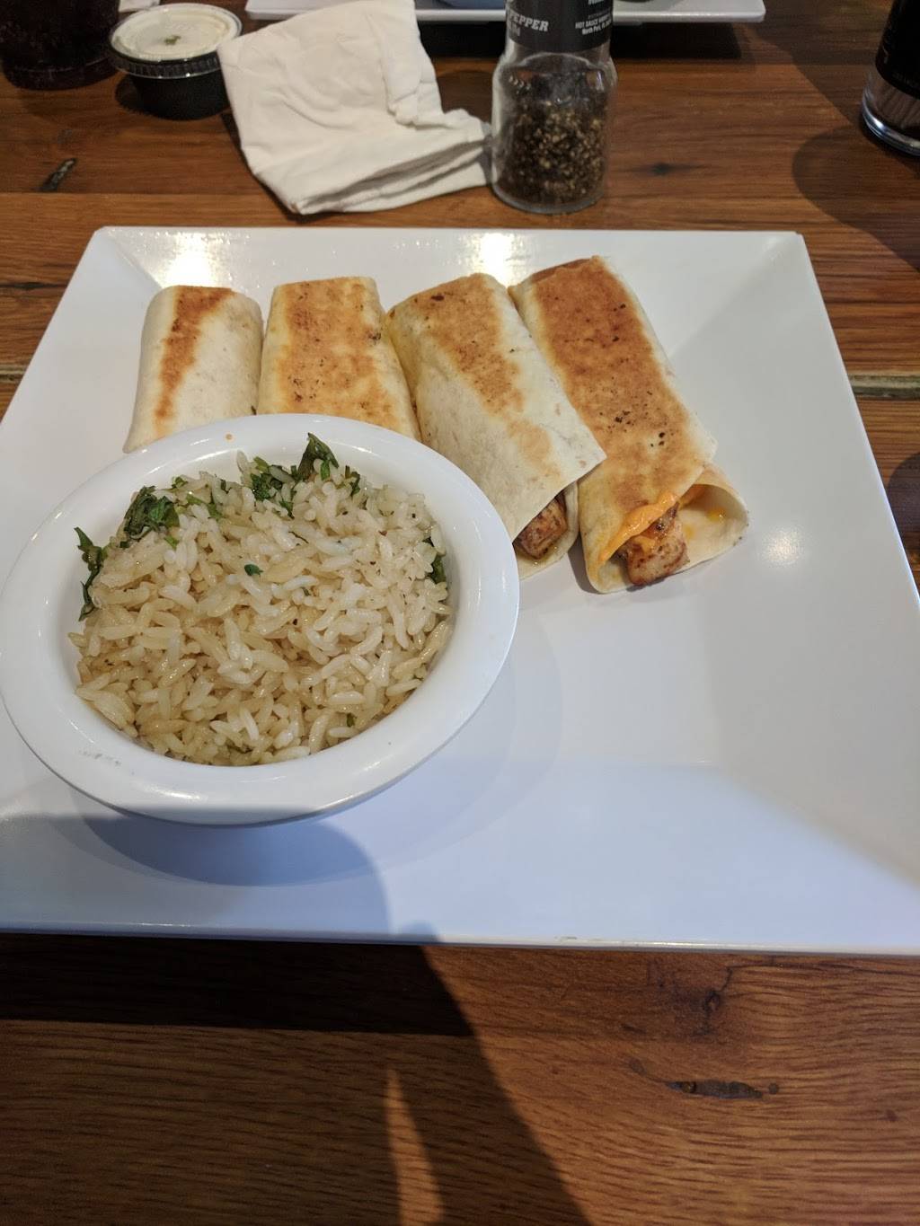 Urban Cookhouse | restaurant | 212 Country Club Park, Mountain Brook, AL 35213, USA | 2058033535 OR +1 205-803-3535