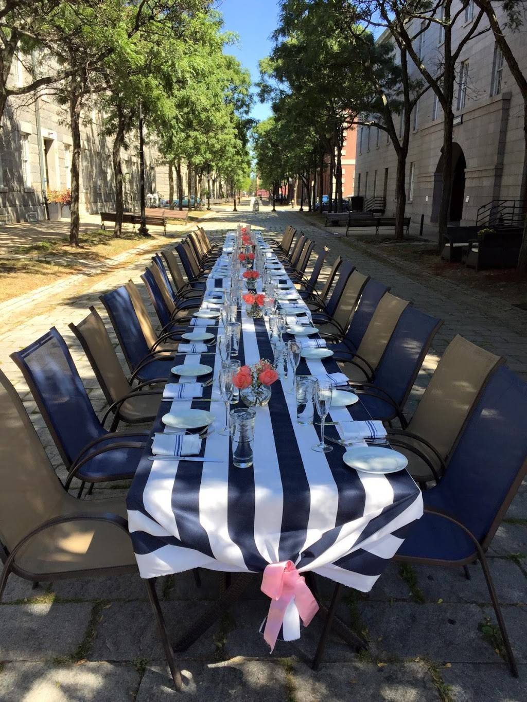 Navy Yard Bistro & Wine Bar | restaurant | 1 6th St, Charlestown, MA 02129, USA | 6172420036 OR +1 617-242-0036