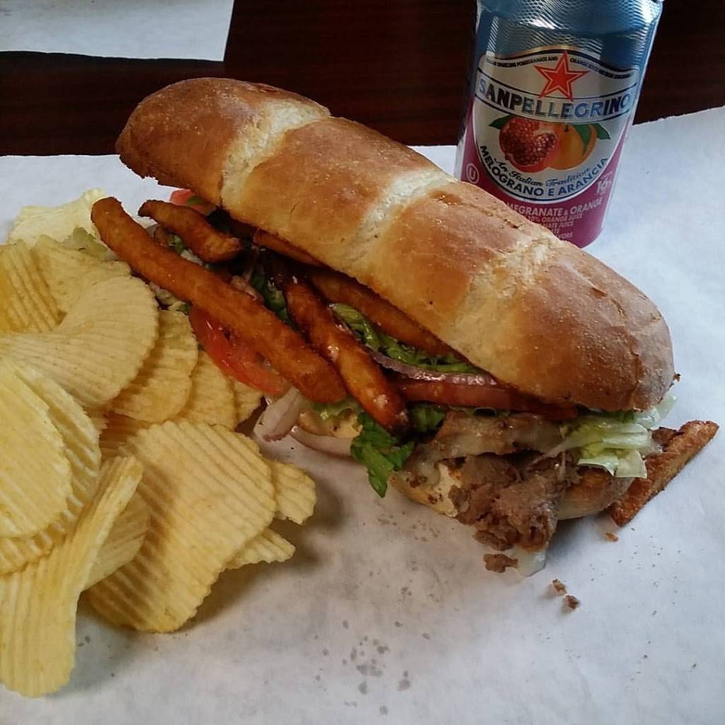 Fat Angelos Pizzeria & Pub | restaurant | 750 Fairmont Rd, Morgantown, WV 26501, USA | 3042412626 OR +1 304-241-2626