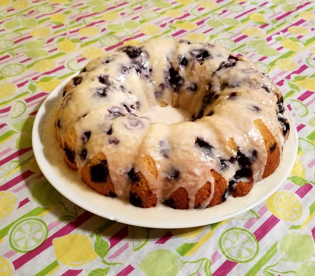 The Pie Lady @ Kitchen Fresh Pies to Go | bakery | 6688 FM 39, Flynn, TX 77855, USA | 9363961141 OR +1 936-396-1141