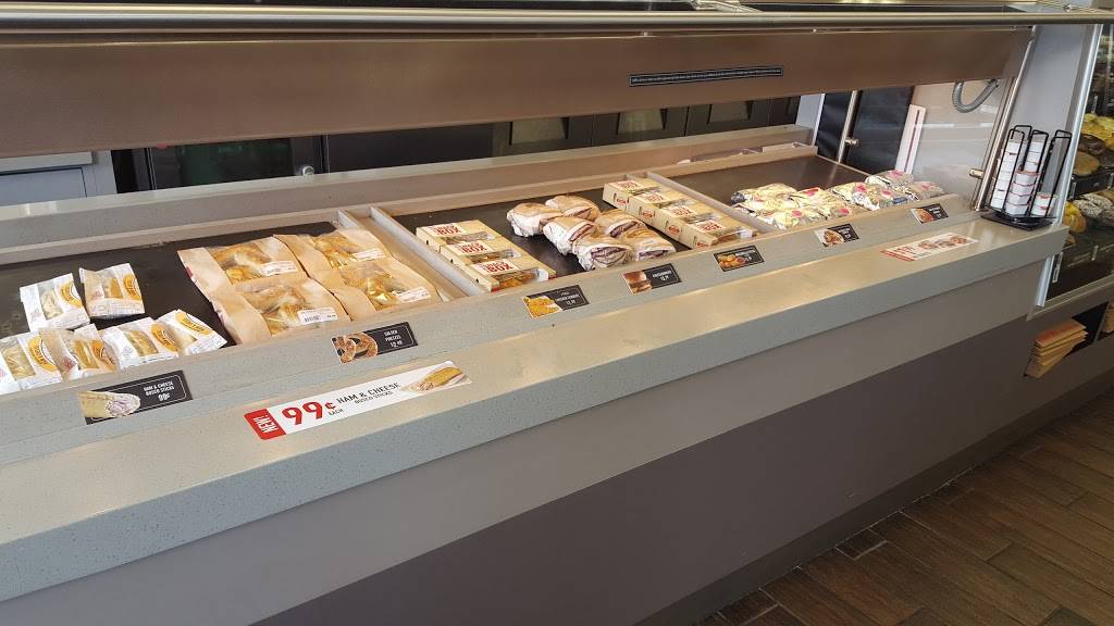 Thornton Oil Co | bakery | 1335 S Hurstbourne Pkwy, Louisville, KY 40223, USA | 5024231060 OR +1 502-423-1060