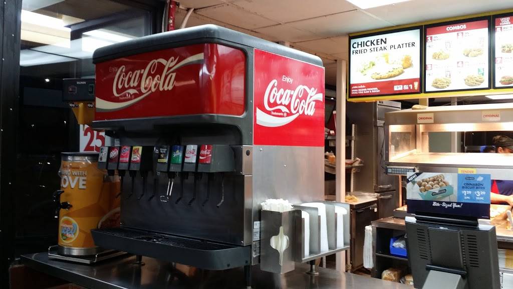 Churchs Chicken | restaurant | 3119 SW Military Dr, San Antonio, TX 78224, USA | 2109238431 OR +1 210-923-8431