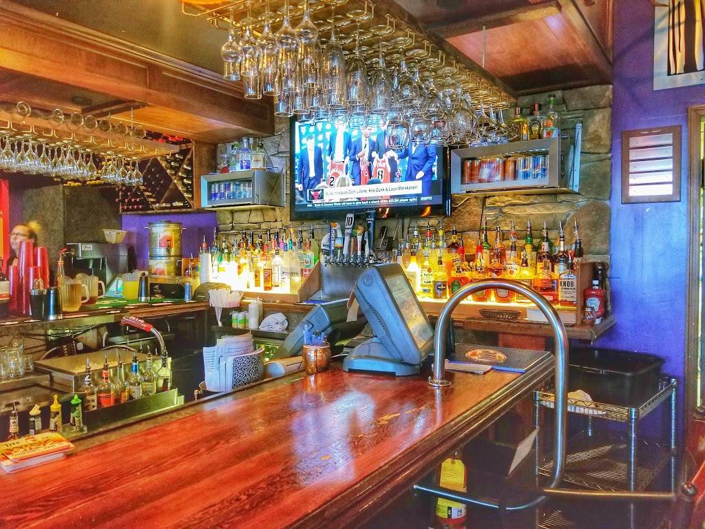 Massas St. Charles | restaurant | 3761 New Town Blvd, St Charles, MO 63301, USA | 6369252961 OR +1 636-925-2961