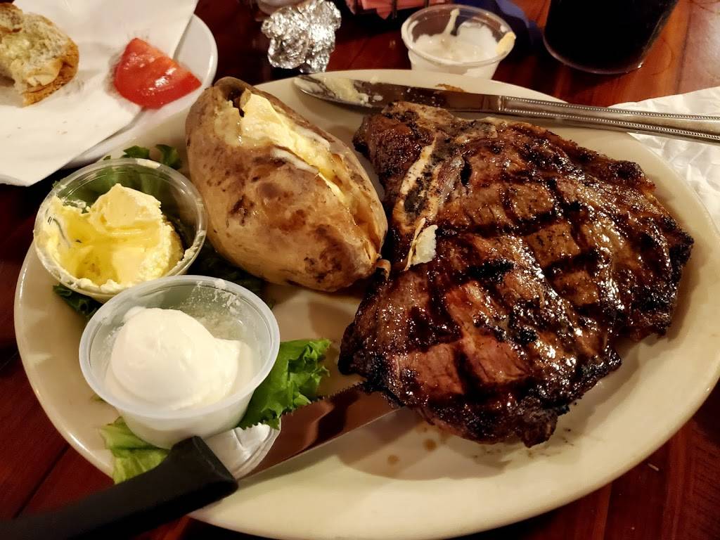 Cattletown Steakhouse & Saloon | restaurant | 3141 E Drexel Rd, Tucson, AZ 85706, USA | 5202951141 OR +1 520-295-1141