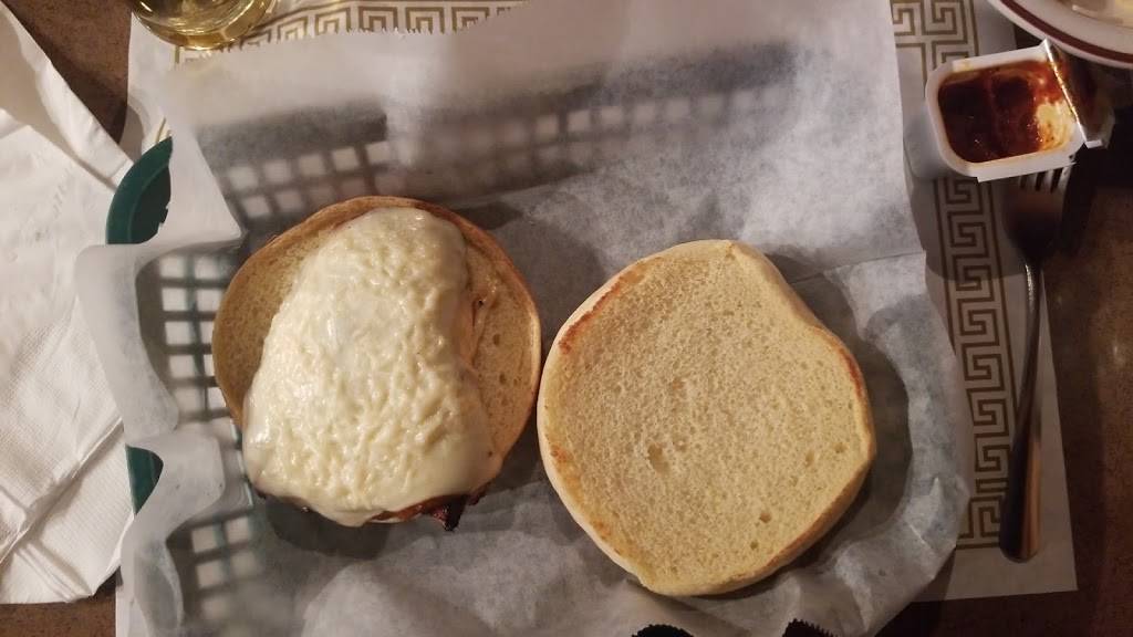 Mulligans Grill | restaurant | 3325 S Walnut St, Muncie, IN 47302, USA | 7652828129 OR +1 765-282-8129