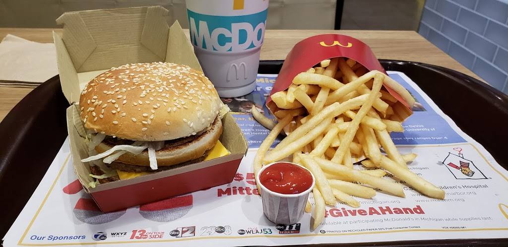 McDonalds | cafe | 3205 Elizabeth Lake Rd, Waterford Twp, MI 48328, USA | 2486811220 OR +1 248-681-1220