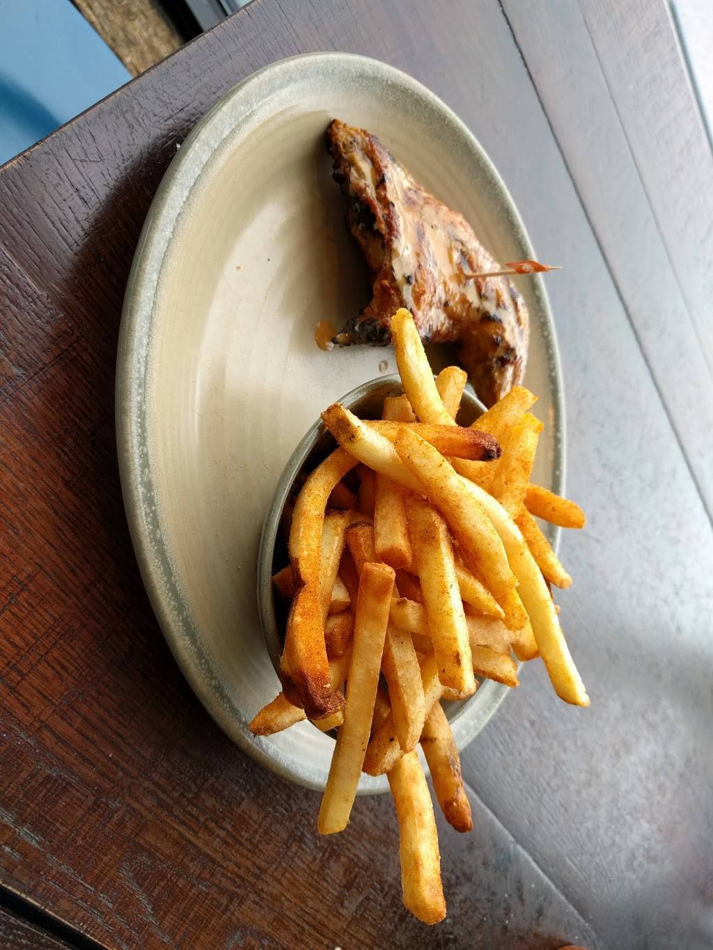 Nandos Eglinton | meal takeaway | 939 Eglinton Ave E, East York, ON M4G 4E8, Canada | 4164259292 OR +1 416-425-9292