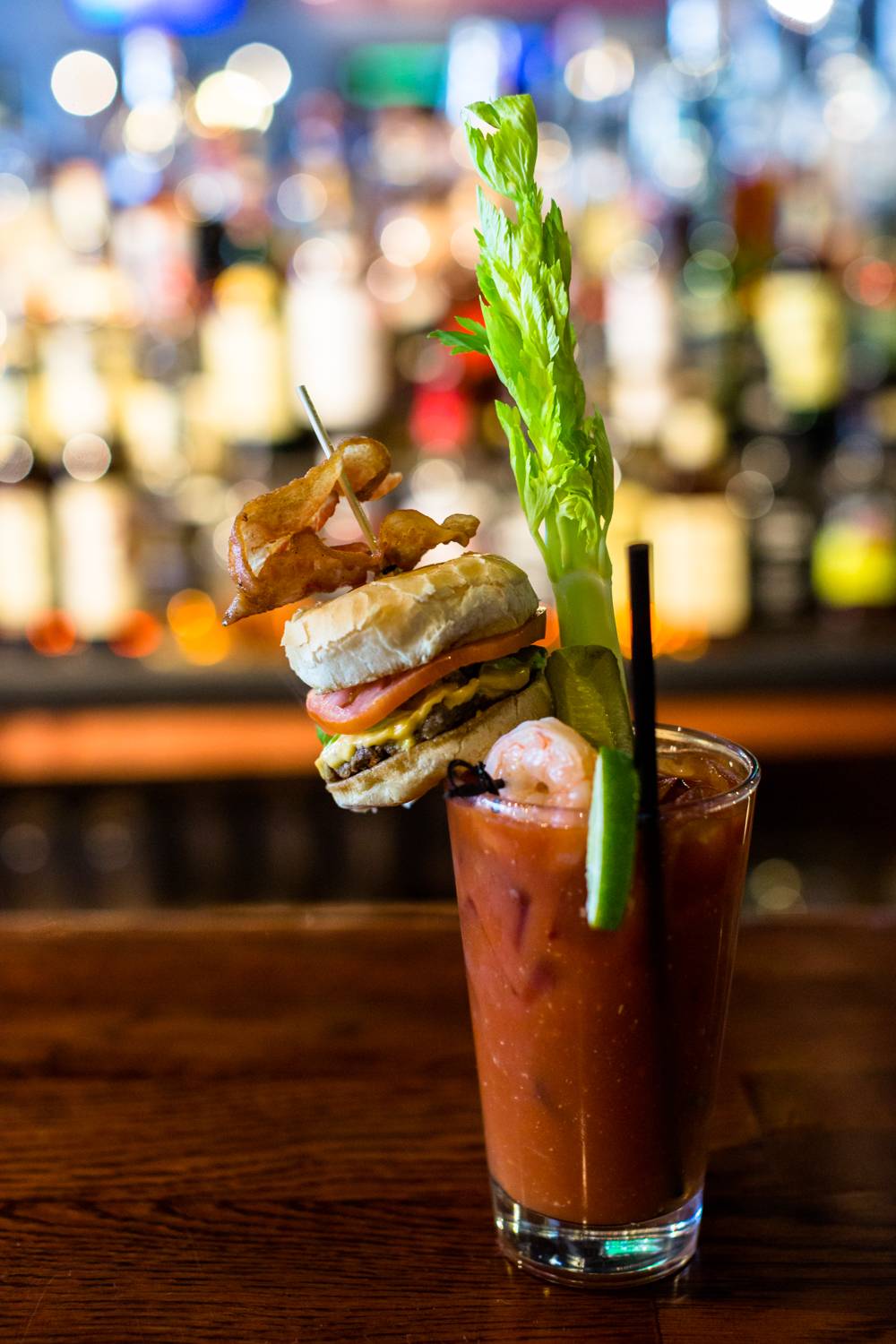 Stubbys Pub & Grub | restaurant | 114 Antioch Dr, Elyria, OH 44035, USA | 4403657882 OR +1 440-365-7882