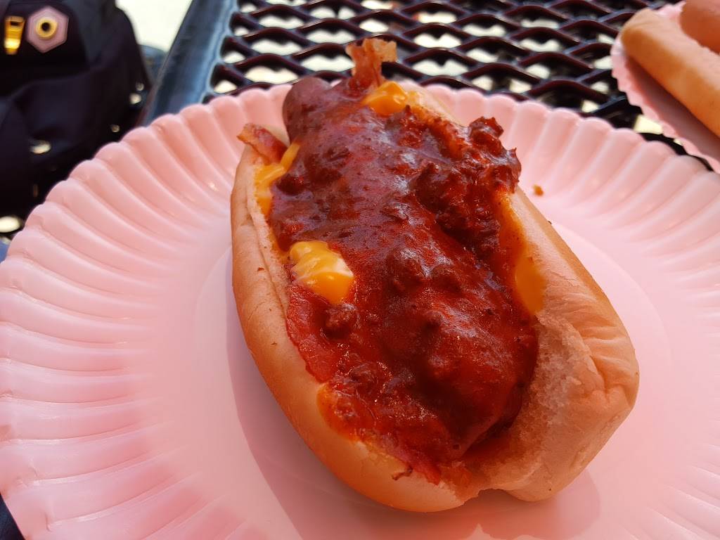 Captain Pauls Firehouse Dogs | restaurant | 2230 Princeton Pike, Lawrence Township, NJ 08648, USA | 6093237253 OR +1 609-323-7253