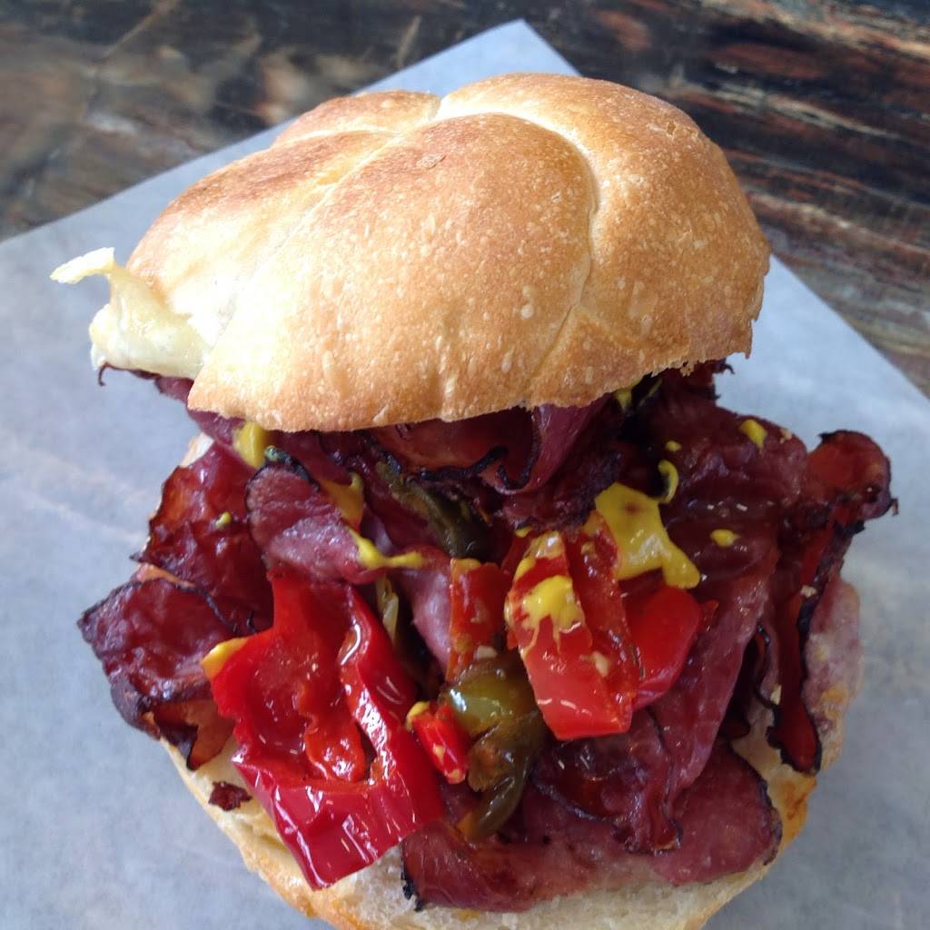 Laura RDP | restaurant | 8030 Boul Henri-Bourassa E, Anjou, QC H1E 1P3, Canada | 5146483777 OR +1 514-648-3777